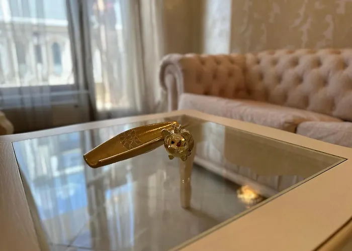 Yo Two - Lux With Parking Apartment